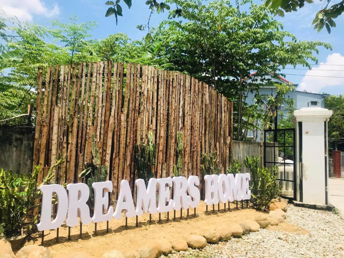 The Dreamers Homestay Hué Extérieur photo
